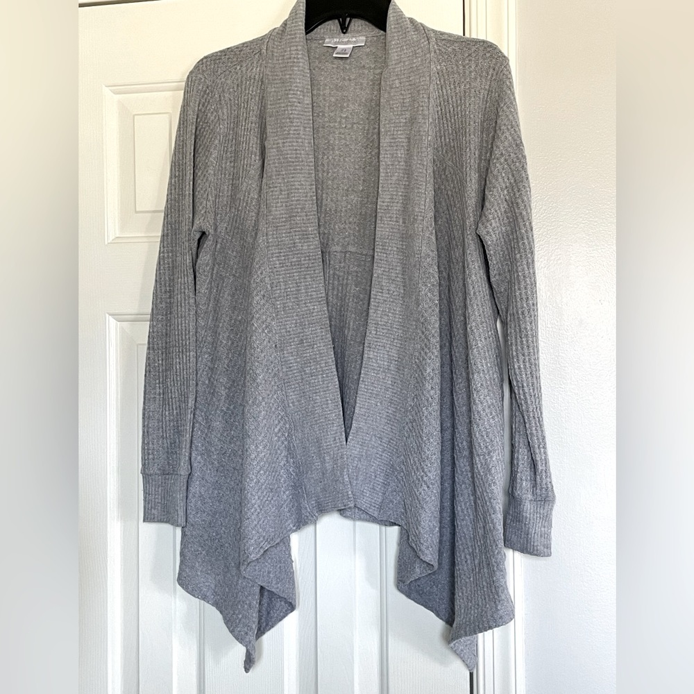 Motherhood Maternity grey sweater women’s size large HOST PICK 6/9!